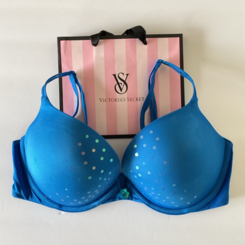 Victorias Secret Very Sexy Push Up Bra Size 34D